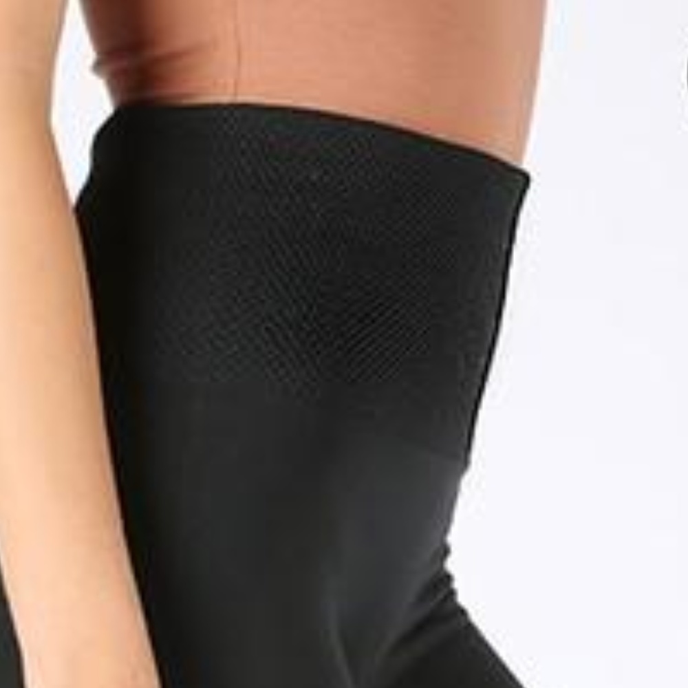 ***SOLD***TUMMY CONTROL LEGGING NWT - Picture 3 of 4